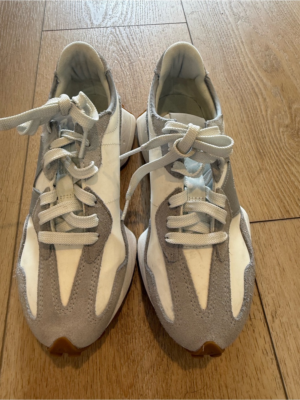 New Balance Women's Gray and White Retro Runner Sneakers